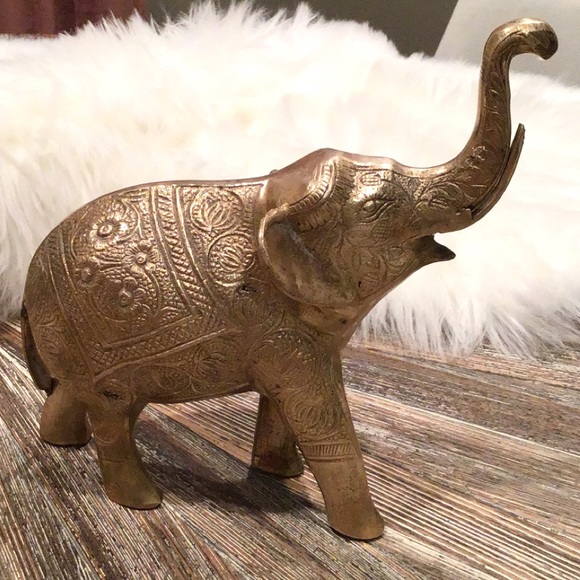 Vintage Other - VINTAGE BRASS ELEPHANT DECOR